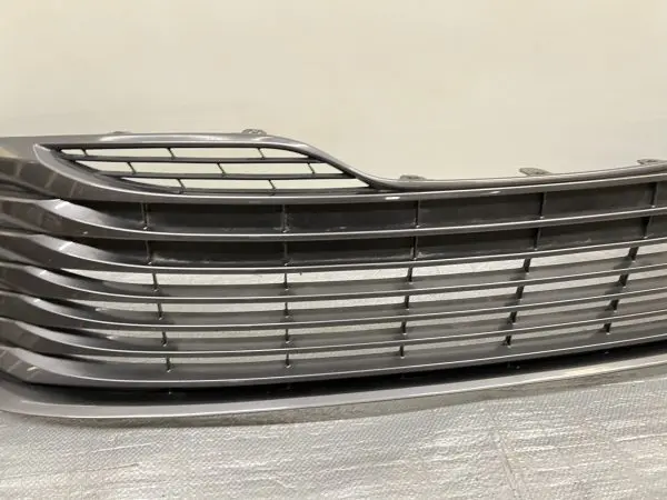 2018 2019 2020 2021 2022 2023 TOYOTA CAMRY FRONT OEM GRILLE GENUINE 5310206240 - Image 9