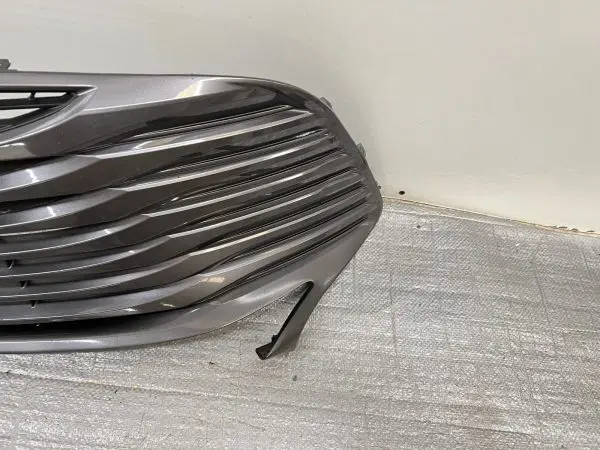2018 2019 2020 2021 2022 2023 TOYOTA CAMRY FRONT OEM GRILLE GENUINE 5310206240 - Image 12