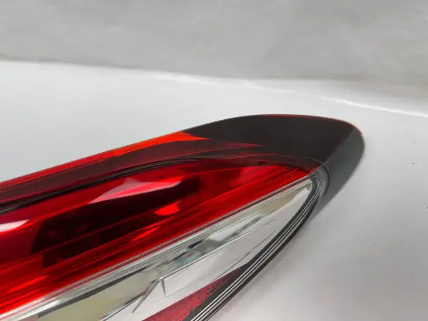 2018 2019 2020 2021 2022 2023 toyota camry halogen led rear right oem tail light - Image 5