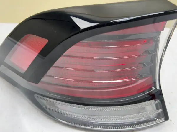 92401-DW000  2022 2023 2024 KIA SPORTAGE LED  REAR LEFT OEM  TAIL LIGHT - Image 10