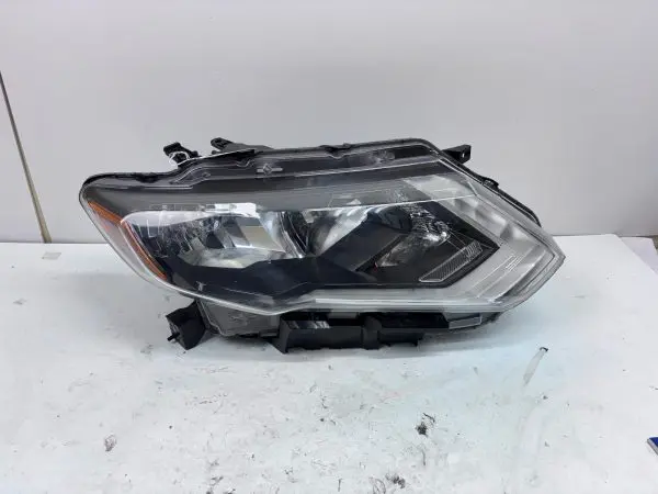 2017 2018 2019 2020 NISSAN ROGUE HALOGEN LED FRONT RIGHT OEM HEADLIGHT