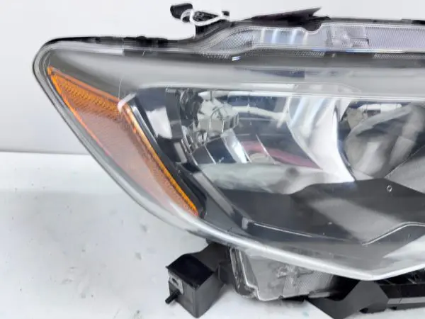2017 2018 2019 2020 NISSAN ROGUE HALOGEN LED FRONT RIGHT OEM HEADLIGHT - Image 8