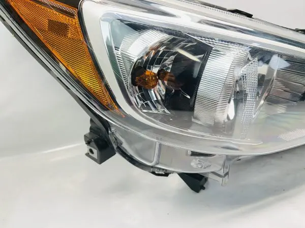 84001FL100 2018 2019 2020 2021 2022 2023 SUBARU CROSSTREK RIGHT OEM HEADLIGHT - Image 5