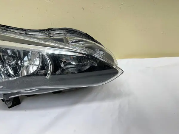 2017 2018 2019 2020 2021 2022 2023 SUBARU IMPREZA HALOGEN RIGHT OEM HEADLIGHT - Image 2