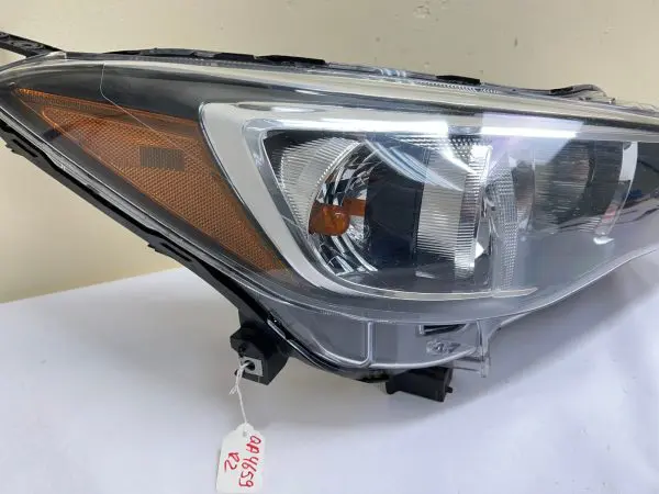 2017 2018 2019 2020 2021 2022 2023 SUBARU IMPREZA HALOGEN RIGHT OEM HEADLIGHT - Image 10