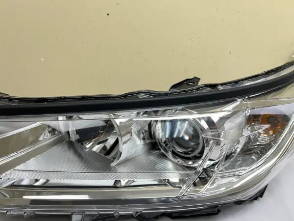 NICE ALL TABS 2017 2018 2019 TOYOTA HIGHLANDER HALOGEN FRONT LEFT OEM HEADLIGHT - Image 7