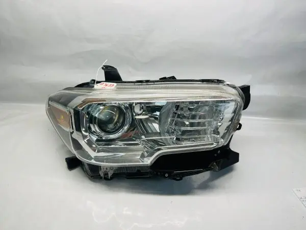🎈 2016 2017 2018 2019 2020 2021 2022 TOYOTA TACOMA HALOGEN RIGHT OEM HEADLIGHT