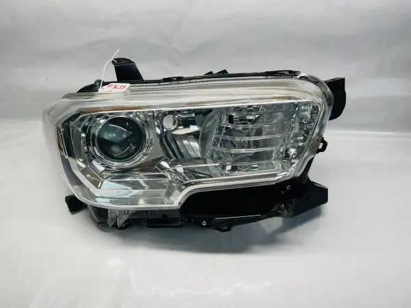 🎈 2016 2017 2018 2019 2020 2021 2022 TOYOTA TACOMA HALOGEN RIGHT OEM HEADLIGHT - Image 2
