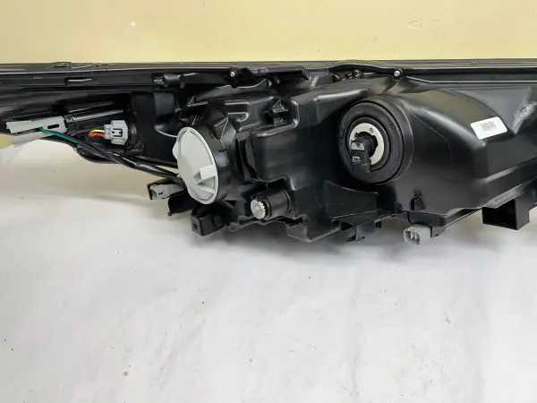 NICE ALL TABS 2017 2018 2019 TOYOTA HIGHLANDER HALOGEN FRONT LEFT OEM HEADLIGHT - Image 17