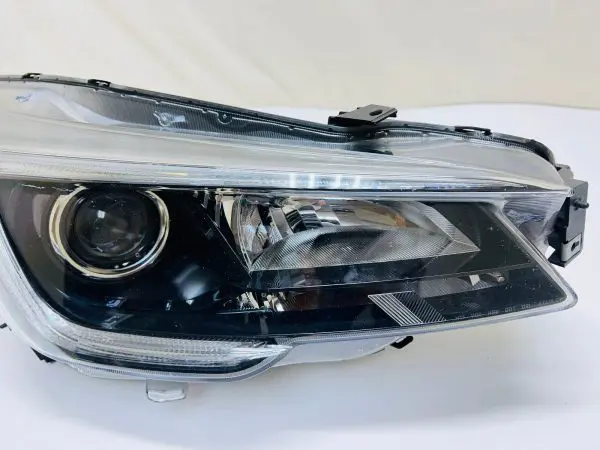 2018 2019 SUBARU LEGACY OUTBACK HALOGEN LED  FRONT RIGHT OEM HEADLIGHT - Image 3