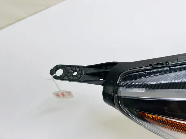 2018 2019 SUBARU LEGACY OUTBACK HALOGEN LED  FRONT RIGHT OEM HEADLIGHT - Image 6