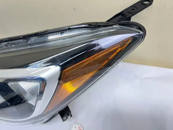2017 2018 2019 2020 2021 2022 2023 SUBARU IMPREZA HALOGEN LEFT OEM HEADLIGHT - Image 5