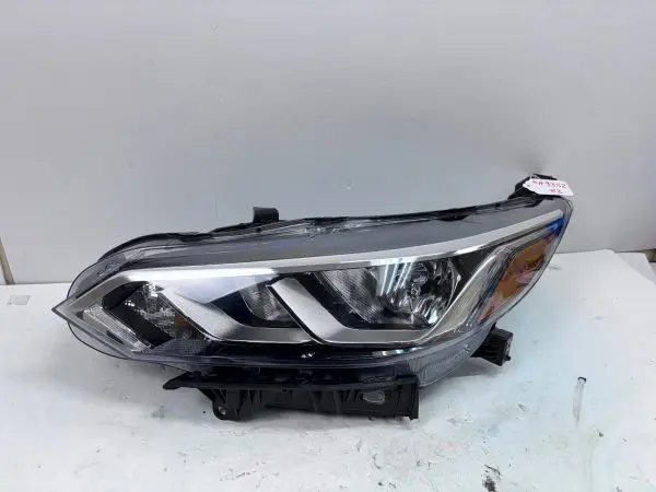 260606LB0A  2020 2021 2022 2023 NISSAN SENTRA HALOGEN FRONT LEFT OEM HEADLIGHT