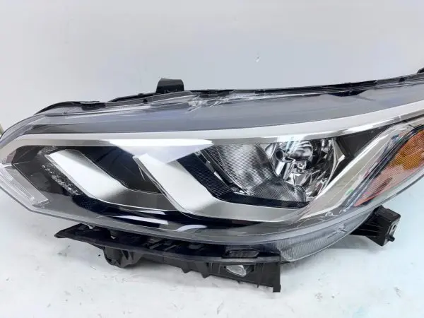 260606LB0A  2020 2021 2022 2023 NISSAN SENTRA HALOGEN FRONT LEFT OEM HEADLIGHT - Image 5