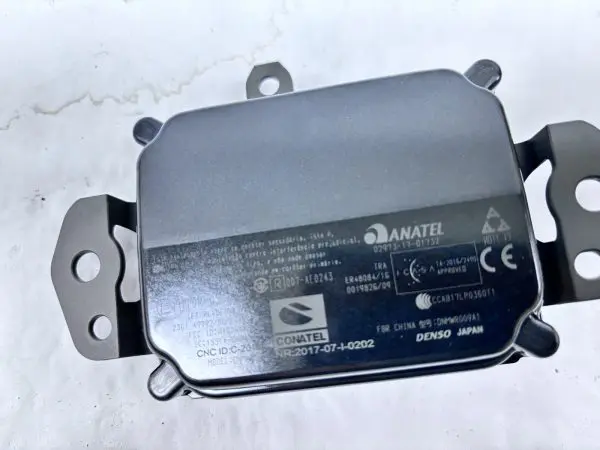 GENUINE TOYOTA LEXUS FRONT CRUISE CONTROL DISTANCE RADAR SENSOR OEM 88210-06050 - Image 8