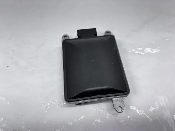 OEM 8T0907568B 2013-2017 AUDI Q5 SQ5 2015-2021 Porsche Macan RR Blind Spot Radar - Image 2