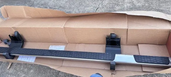 OEM NEW 82215300ab 2019-2024 Dodge Ram 1500 Crew Cab Left Side Running Board