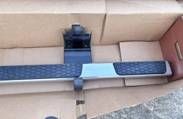 OEM NEW 82215300ab 2019-2024 Dodge Ram 1500 Crew Cab Left Side Running Board - Image 3
