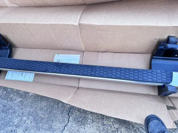 OEM NEW 82215300ab 2019-2024 Dodge Ram 1500 Crew Cab Left Side Running Board - Image 4