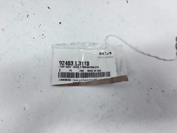 NICE 2021 2022 2023 2024 KIA K5 REAR CENTER TAIL LIGHT OEM GENUINE 92403-L3110 - Image 4