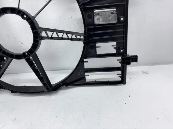 OEM GENUINE 5qm121205j 2015-2021 VW Jetta Golf GTI Alltrack Cooling Fan Shroud - Image 2