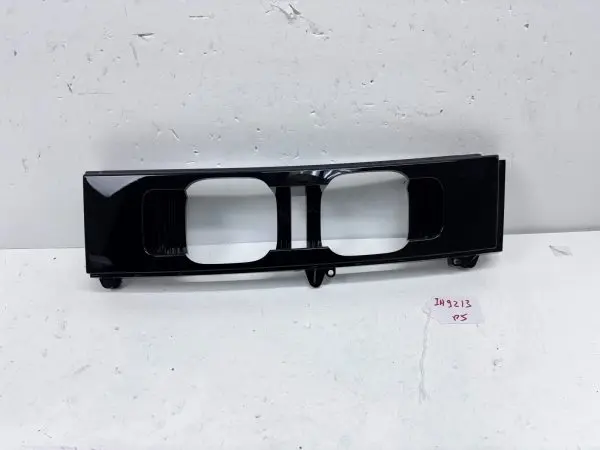 OEM Land Rover Defender L663 Rear Right Tail Light Cover Trim 2020-2023 00224721