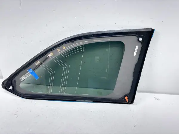 OEM 62720-0e150 2014-2017 2018 2019 Toyota Highlander Rear Left Quarter Glass - Image 9