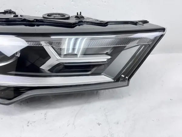 NICE  4m0941012b 2020 2021 2022 2023 2024 AUDI Q7 LED FRONT RIGHT OEM HEADLIGHT - Image 4
