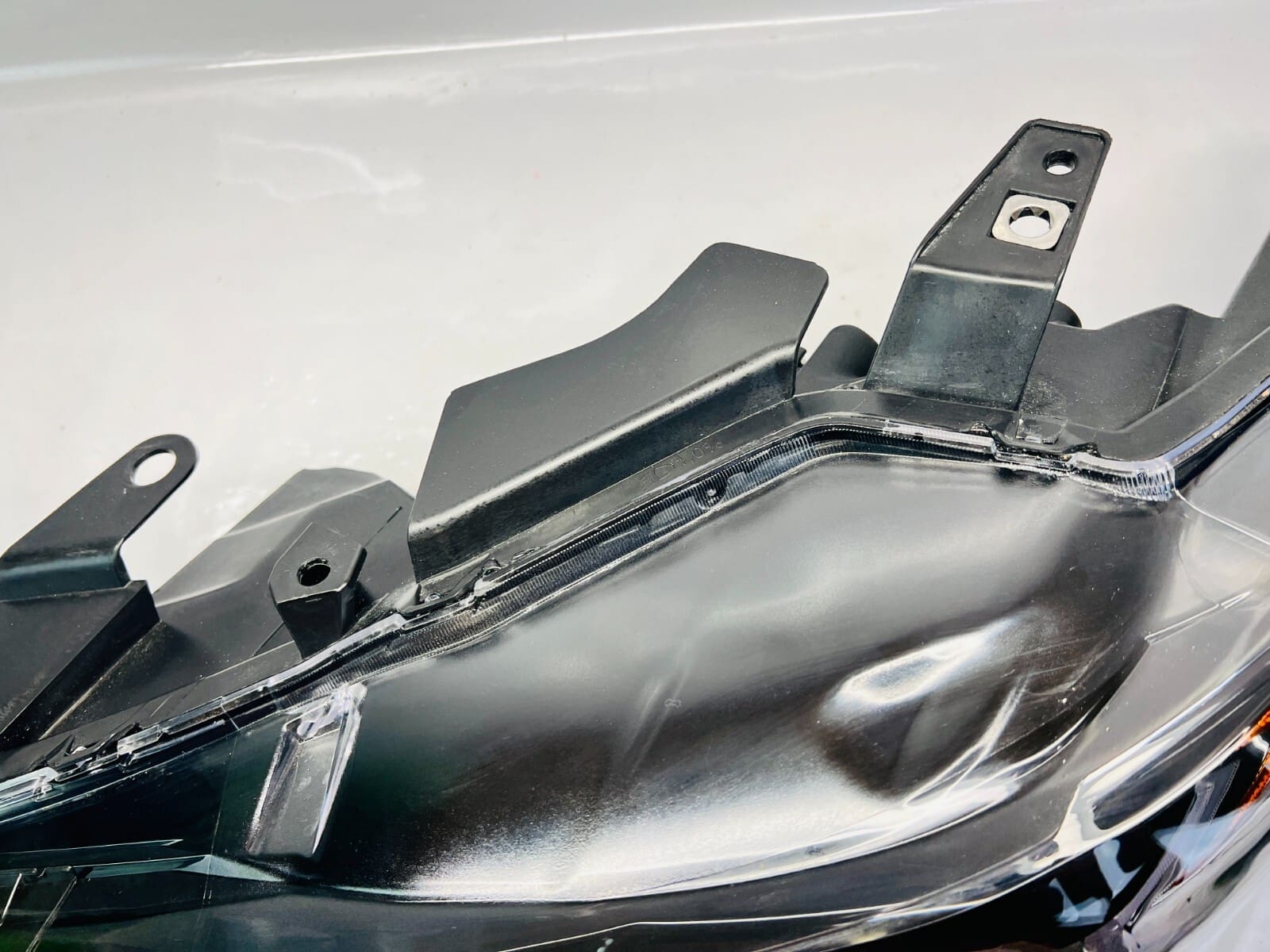 2021 2022 2023 NISSAN KICKS HALOGEN FRONT RIGHT OEM HEADLIGHT 26010-5R00A - Image 9