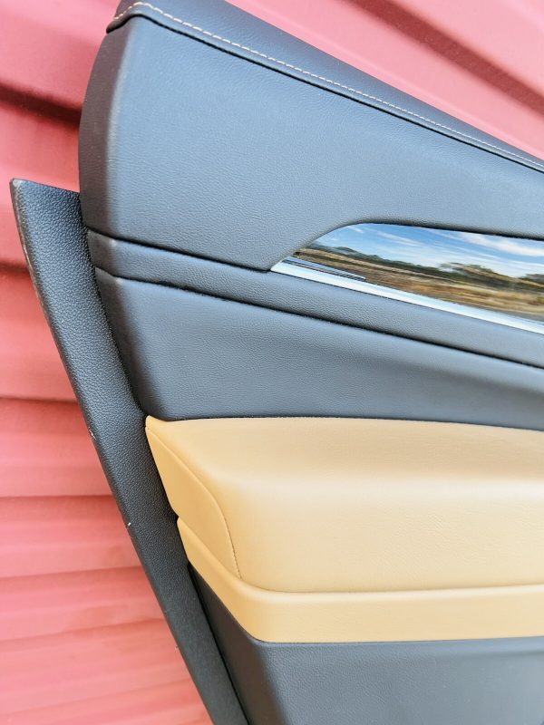 ⭐️ Nice 2021 2022 Cadillac Escalade Rear Left Door Panel Trim OEM Genuine - Image 9