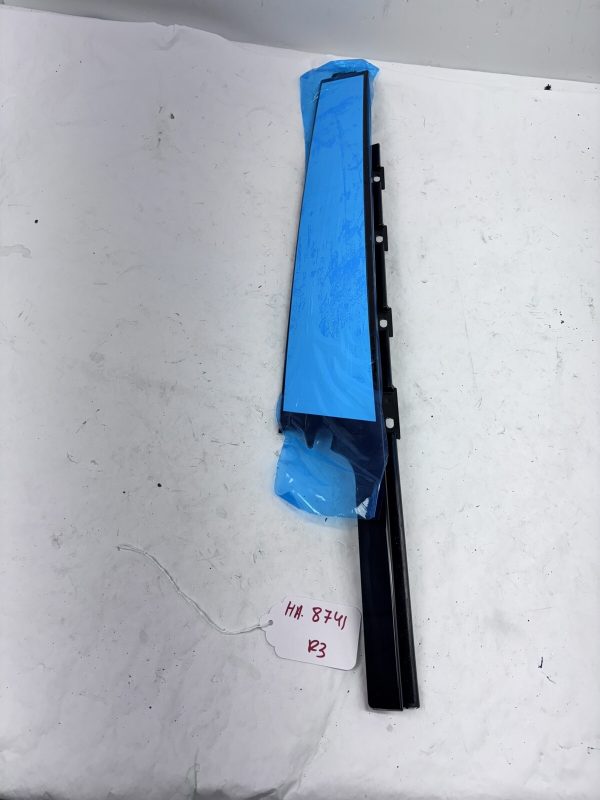 RANGE ROVER SPORT DOOR COVER TRIM RIGHT FRONT 2014 2015 2016 2017 dk62-20554-ae