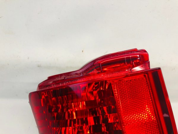 2016 2017 2018 TOYOTA LAND CRUISER REAR LEFT OEM LOWER BUMPER REFLECTOR GENUINE - Image 3