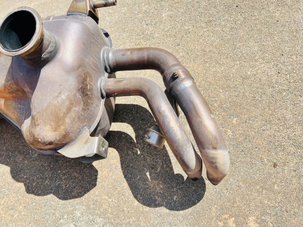 sport exhaust factory option - Audi R8 5.2 V10 2014 2015 OEM s-tronic 420251609N - Image 2