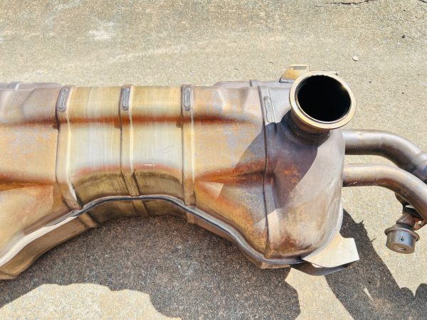 sport exhaust factory option - Audi R8 5.2 V10 2014 2015 OEM s-tronic 420251609N - Image 4
