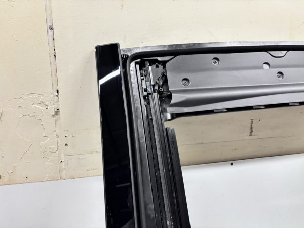 2019 2020 2021 2022 2023 VW Arteon OEM Sunroof Frame Only Genuine 3g8877045a - Image 8