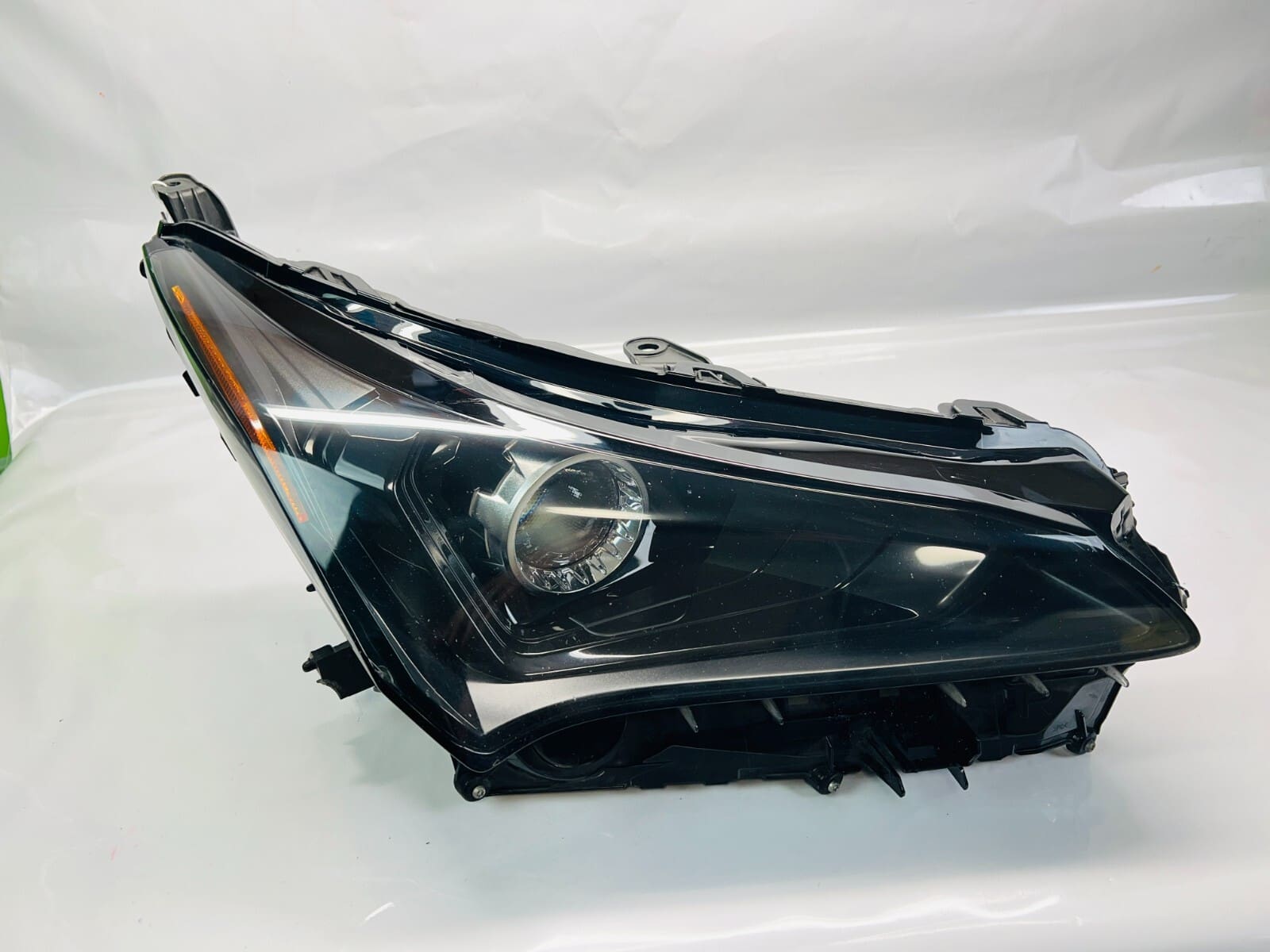 2018 2019 2020 2021 LEXUS NX NX200 NX300 LED FRONT RIGHT OEM HEADLIGHT