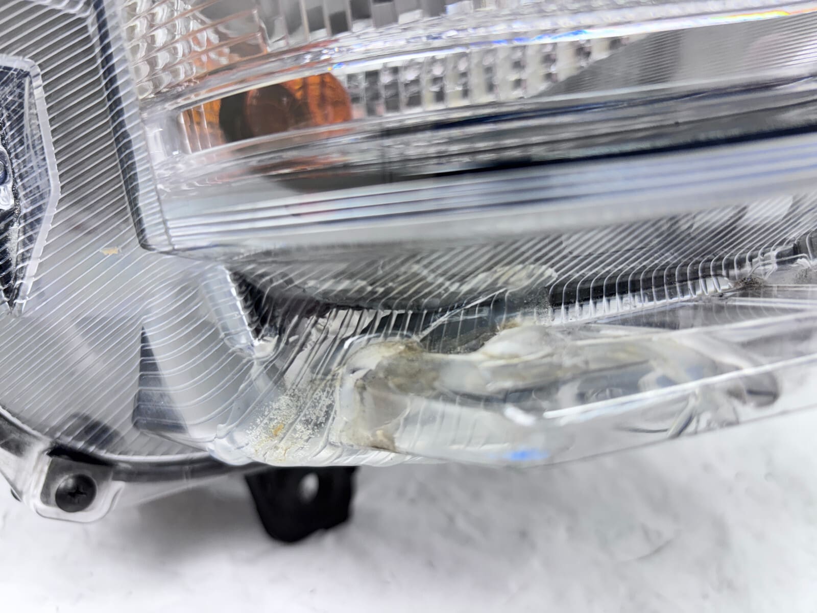 2019 2020 HYUNDAI SANTA FE HALOGEN FRONT RIGHT OEM HEADLIGHT 92102-S2000 - Image 13