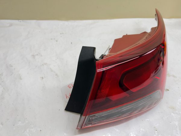 92402-J0010 2018 2019 2020 2021 2022 HYUNDAI ACCENT REAR RIGHT OEM  TAIL LIGHT - Image 9