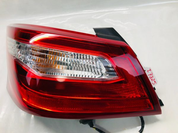 ⭐️⭐️ NICE 2016 2017 2018 NISSAN ALTIMA HALOGEN OUTER REAR LEFT OEM TAIL LIGHT - Image 9