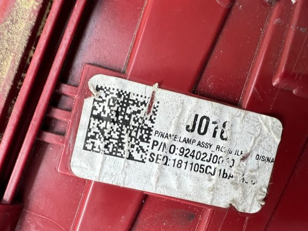 92402-J0010 2018 2019 2020 2021 2022 HYUNDAI ACCENT REAR RIGHT OEM  TAIL LIGHT - Image 10
