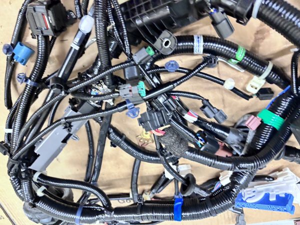 OEM 2016 HONDA CRV EX MAIN WIRE HARNESS 32200-t1x-a60 GENUINE - Image 9