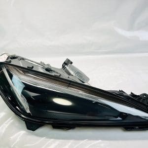 84902557 2020 2021 2022 2023 2024 CHEVY CORVETTE C8 LED RIGHT OEM HEADLIGHT