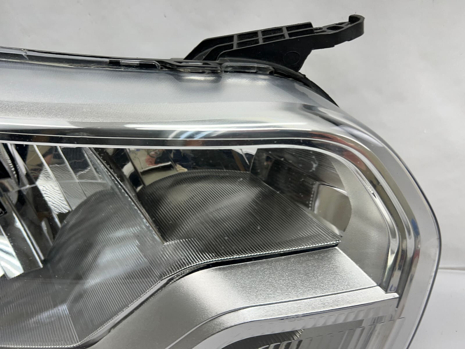 2015 2016 2017 2018 2019 2020 2021 ford transit 150 250 350 right oem headlight - Image 5