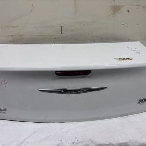 OEM. 2018 2019 2020 2021 2022 2023 CHRYSLER 300 REAR TRUNK LID WHITE CAMERA