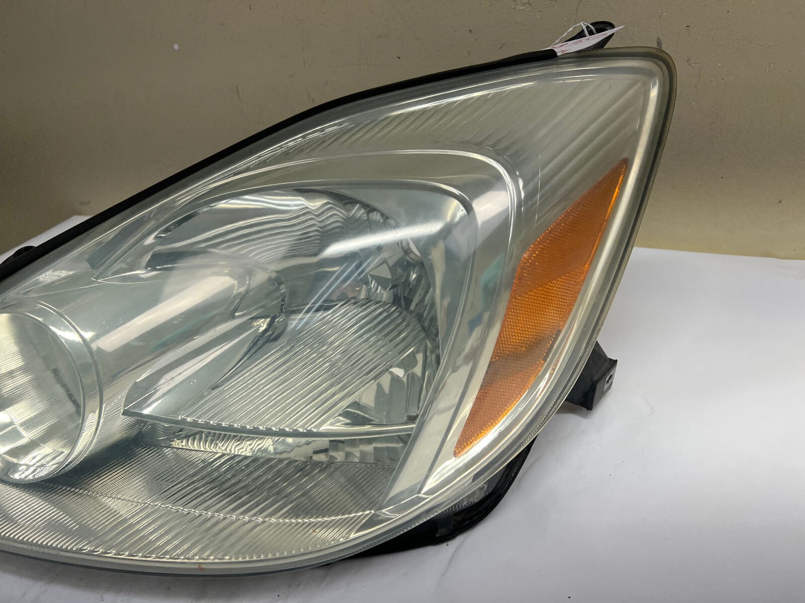 ALL TABS 2004 2005 TOYOTA SIENNA HALOGEN FRONT LEFT OEM HEADLIGHT - Image 3