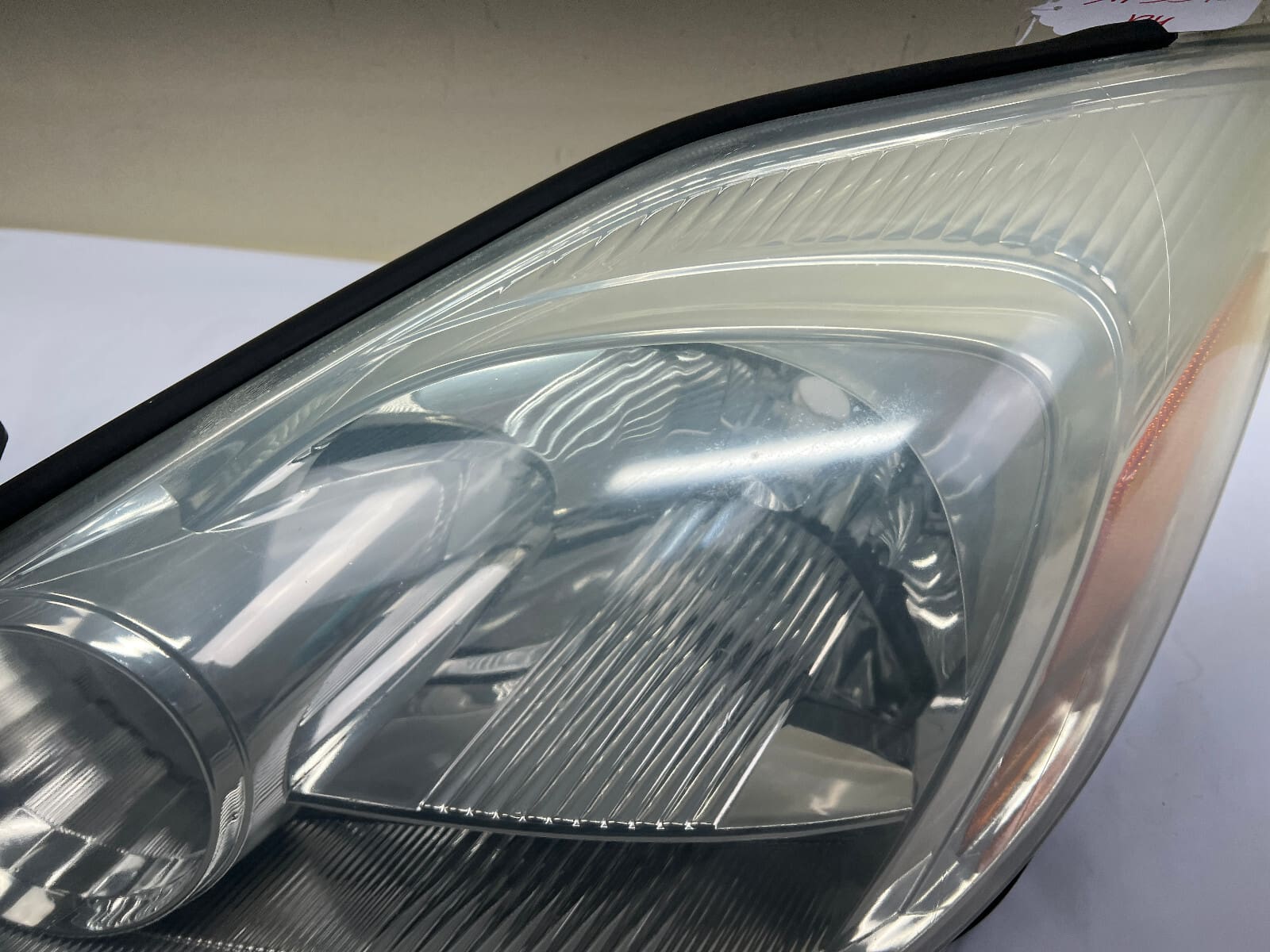 ALL TABS 2004 2005 TOYOTA SIENNA HALOGEN FRONT LEFT OEM HEADLIGHT - Image 8