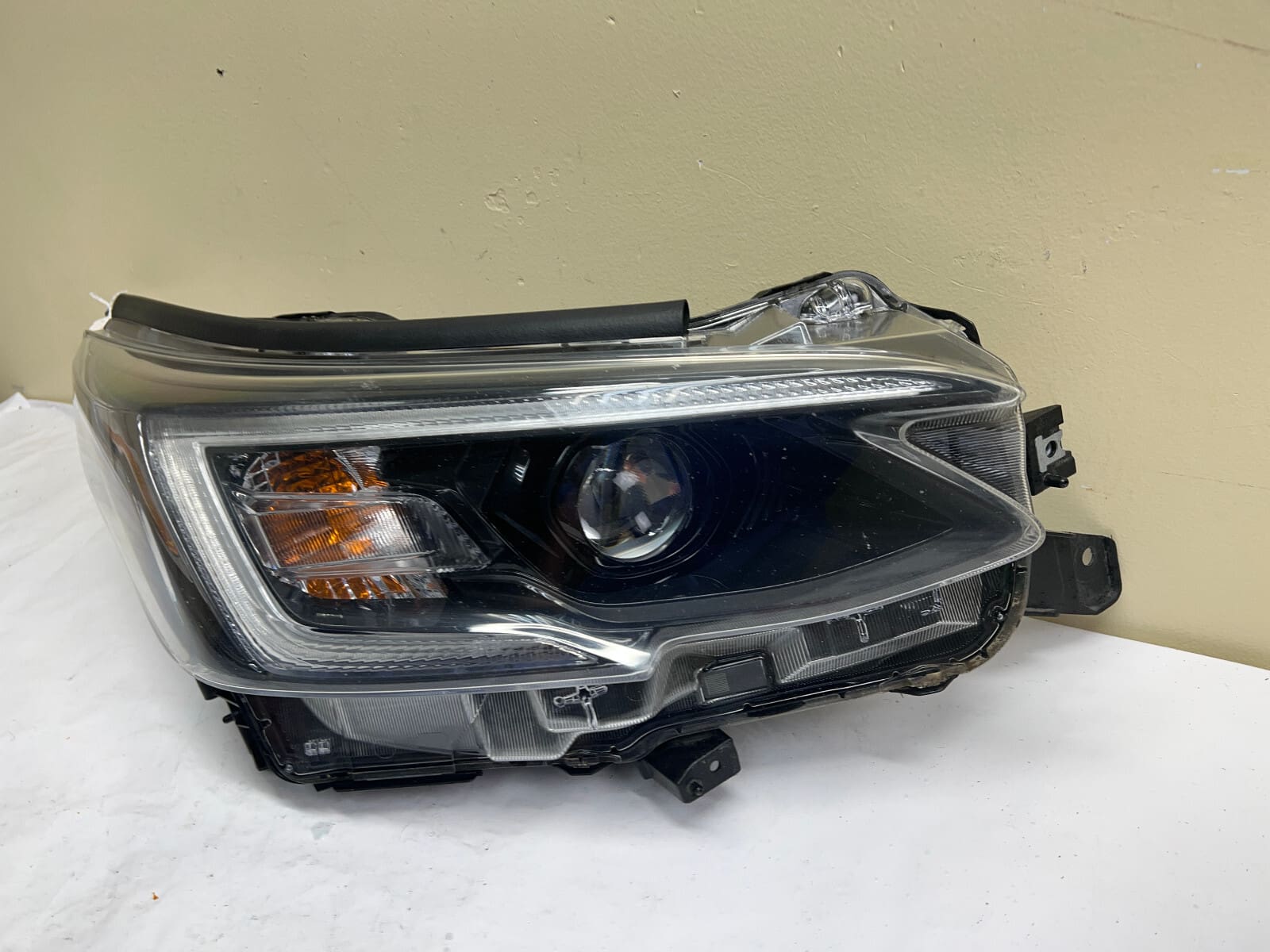 ALL TABS 2020 2021 2022 SUBARU LEGACY LED NOT AFS FRONT RIGHT OEM HEADLIGHT - Image 2