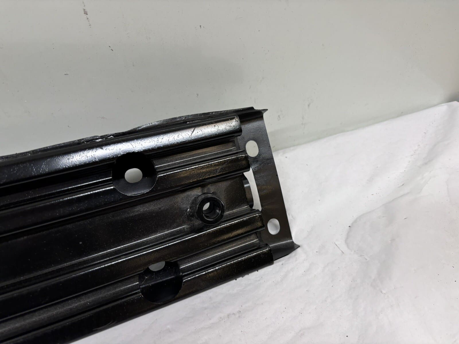 OEM 2011 2012 2013 2014 2015 Ford Explorer Front Reinforcement Impact bb5z17757a - Image 2