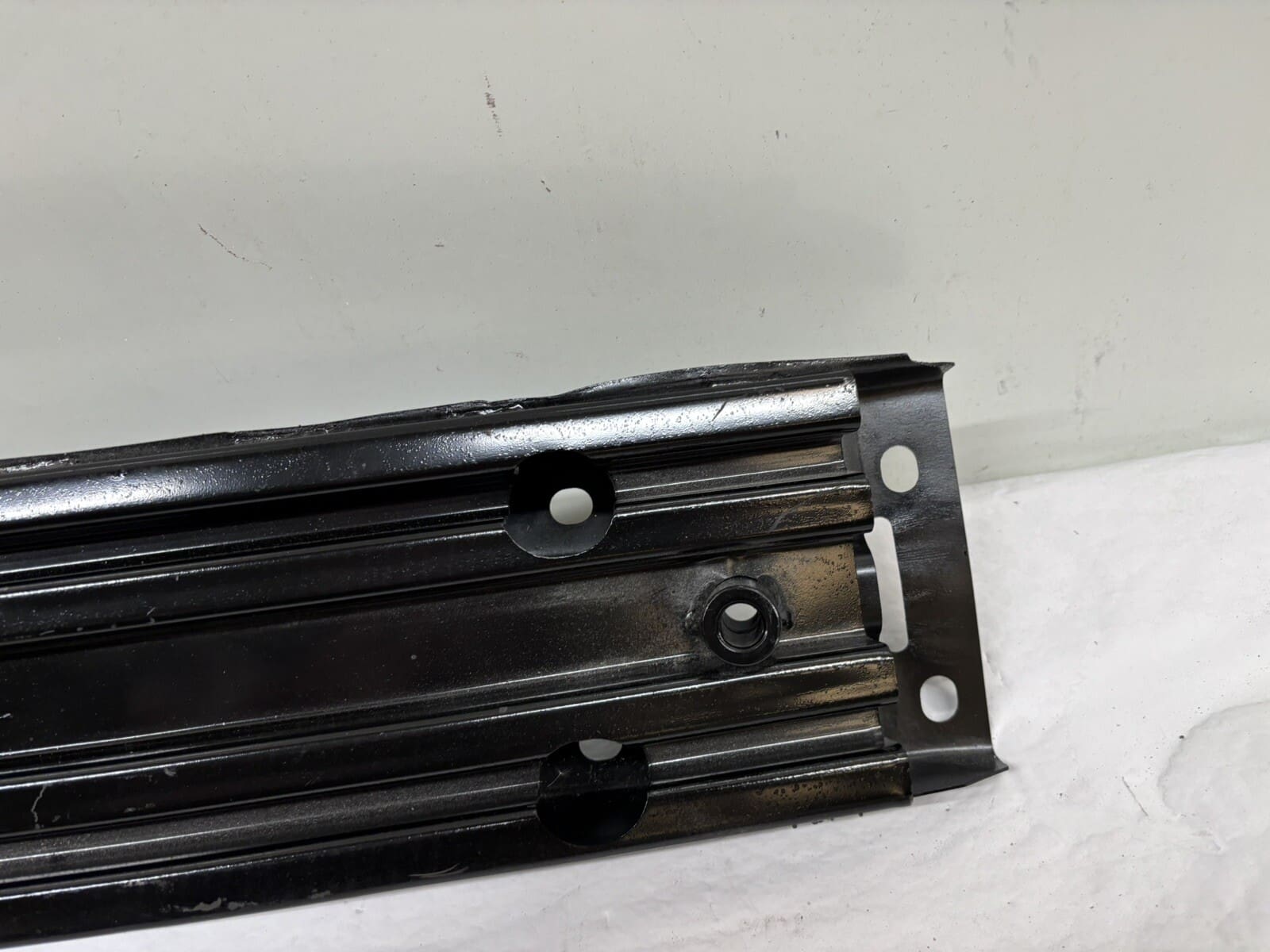 OEM 2011 2012 2013 2014 2015 Ford Explorer Front Reinforcement Impact bb5z17757a - Image 3