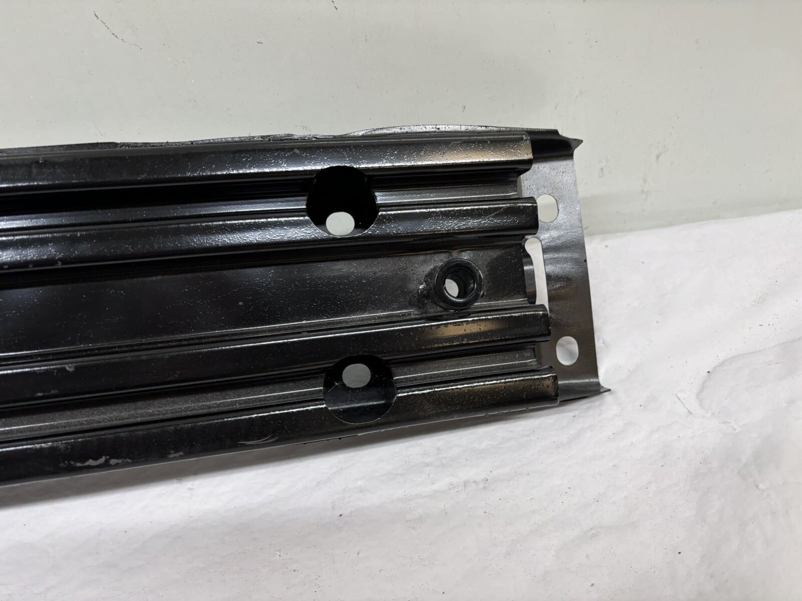 OEM 2011 2012 2013 2014 2015 Ford Explorer Front Reinforcement Impact bb5z17757a - Image 4